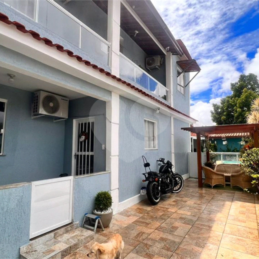 Casa à Venda em Cosmo – 3 Quartos, Piscina e Excelente Localização