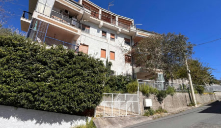 Apartamento à venda com 2 quartos em San Lucido, CS