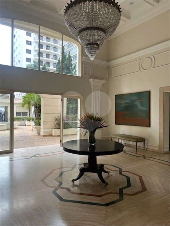 Apartamento à venda com 4 suítes em Santa Cecília, São Paulo, SP