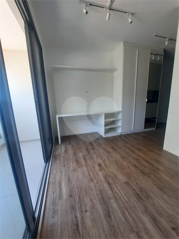 Studio na Vila Madalena ao lado do metro