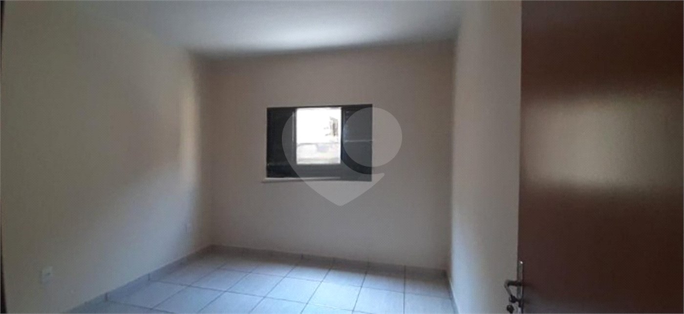 Casa térrea disponivel para venda ou locação