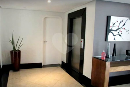 APARTAMENTO COM 4 DORMITÓRIOS E 4 VAGAS À VENDA NA MOOCA