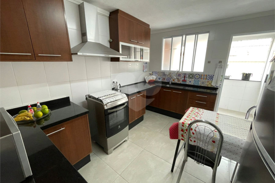 Apartamento na Água Fria – 2 Dormitórios, Cozinha Planejada e Excelente Localização