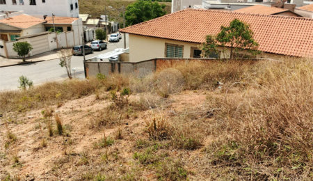 Terreno à venda em Residencial Veredas, Poços de Caldas, MG