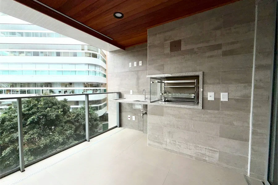 Apartamento à venda com 3 suítes em Riviera de São Lourenço, Bertioga, SP