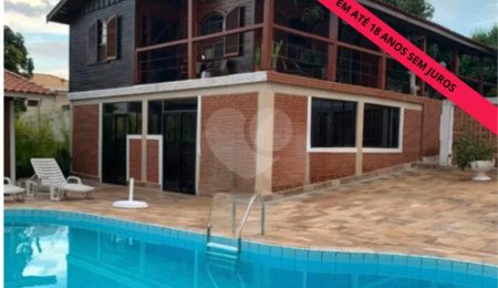 Casa à venda com 3 quartos, sendo 1 suíte,  no Centro, Águas de São Pedro, SP