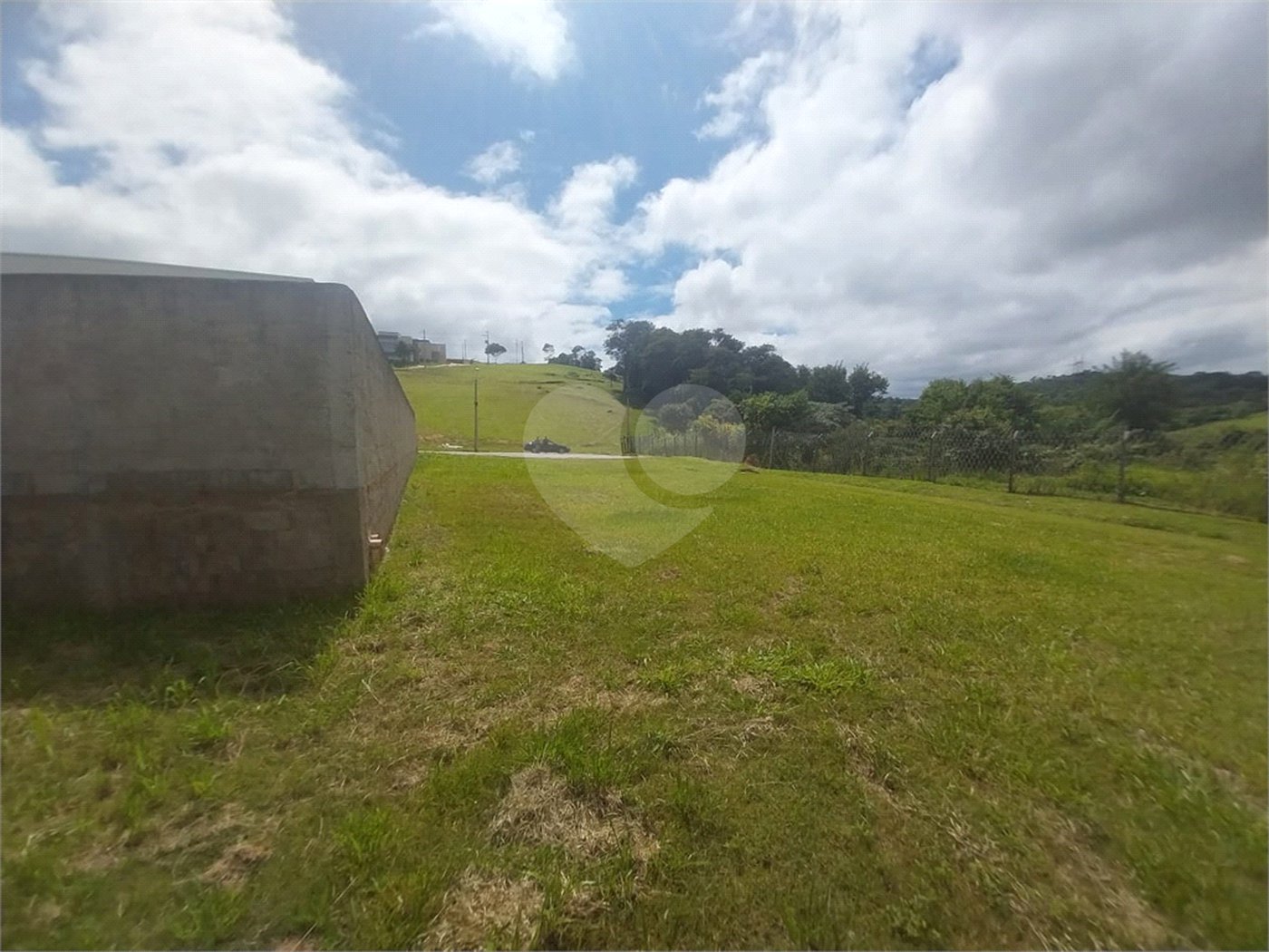 Terreno a venda no condominio Santa Isabel
