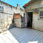 Excelente Sobrado eom ótima localização. Venha fazer uma visita.