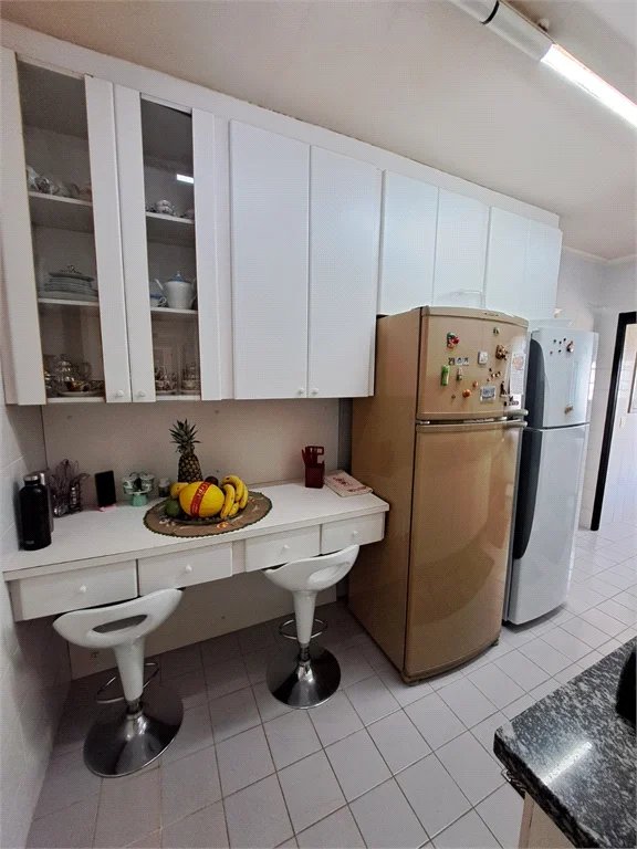 Apartamento à venda com 3 suítes em Vila Suzana, São Paulo, SP