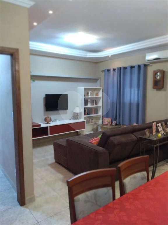 Chácara à venda com 3 quartos, sendo 1 suíte, em Chácaras Reunidas Ipê, Itu, SP