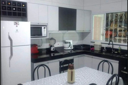 Casa à venda com 3 quartos em Santa Claudina, Vinhedo, SP