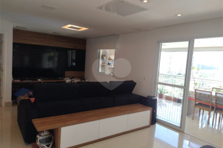 Apartamento à venda com 3 quartos, sendo 1 suíte,  no Centro, São Bernardo do Campo, SP