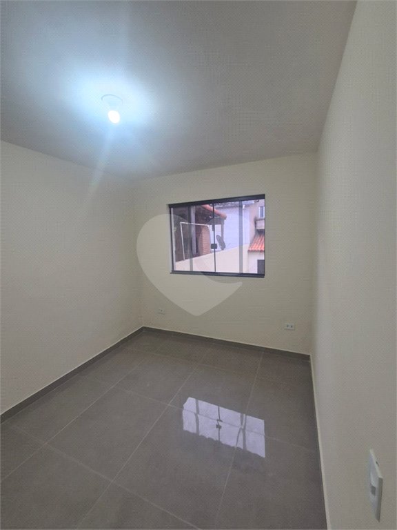 Casa à venda com 2 quartos, sendo 1 suíte,  em Vila Maricy, Guarulhos, SP