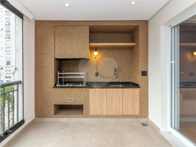 Apartamento à venda com 3 suítes em Alto da Boa Vista, São Paulo, SP