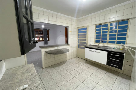 Casa à venda com 3 quartos no condomínio Residencial Dona Lilla, Itu - SP