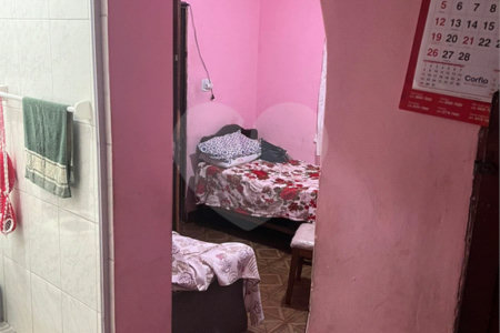 Casa à venda com 3 quartos em Vila Dalva, São Paulo, SP