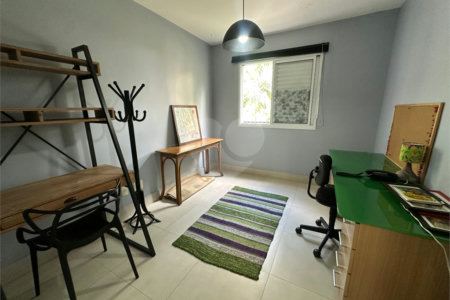 Casa à venda com 3 quartos, sendo 2 suítes, no condomínio Townhouse Village Morumbi, São Paulo - SP