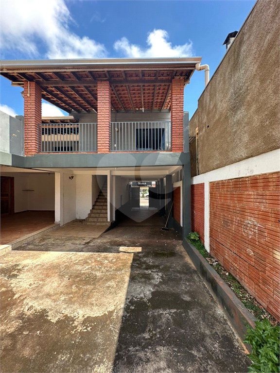Sobrado à venda ou para alugar com 4 quartos, sendo 2 suítes, em Vila Lacíria, Ponta Porã, MS