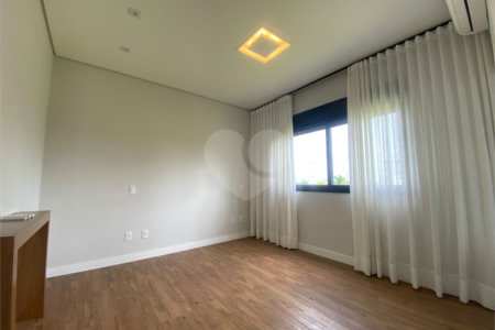 Casa à venda com 4 suítes no condomínio Alphaville Nova Esplanada 3, Votorantim - SP