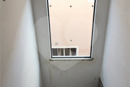 Sobrado à venda com 3 quartos, sendo 1 suíte,  em Jardim Maristela, Atibaia, SP