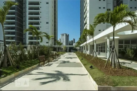 Apartamento à venda ou para alugar com 3 quartos, sendo 1 suíte, em Parque Reboucas, São Paulo, SP