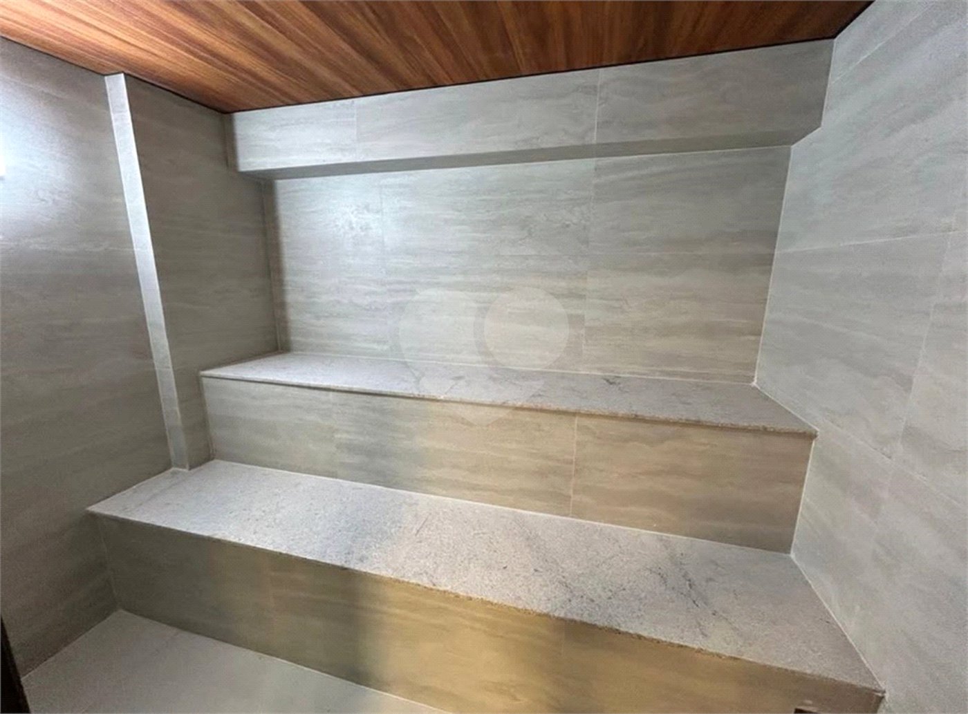 Apartamento à venda com 2 quartos, sendo 1 suíte, em Nova São Pedro, São Pedro da Aldeia, RJ