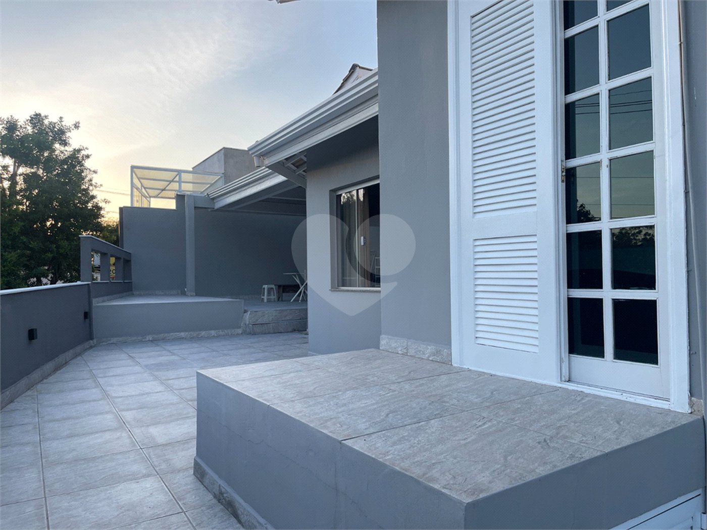 Casa à venda com 4 quartos, sendo 1 suíte, no condomínio Horto Florestal II, Sorocaba - SP