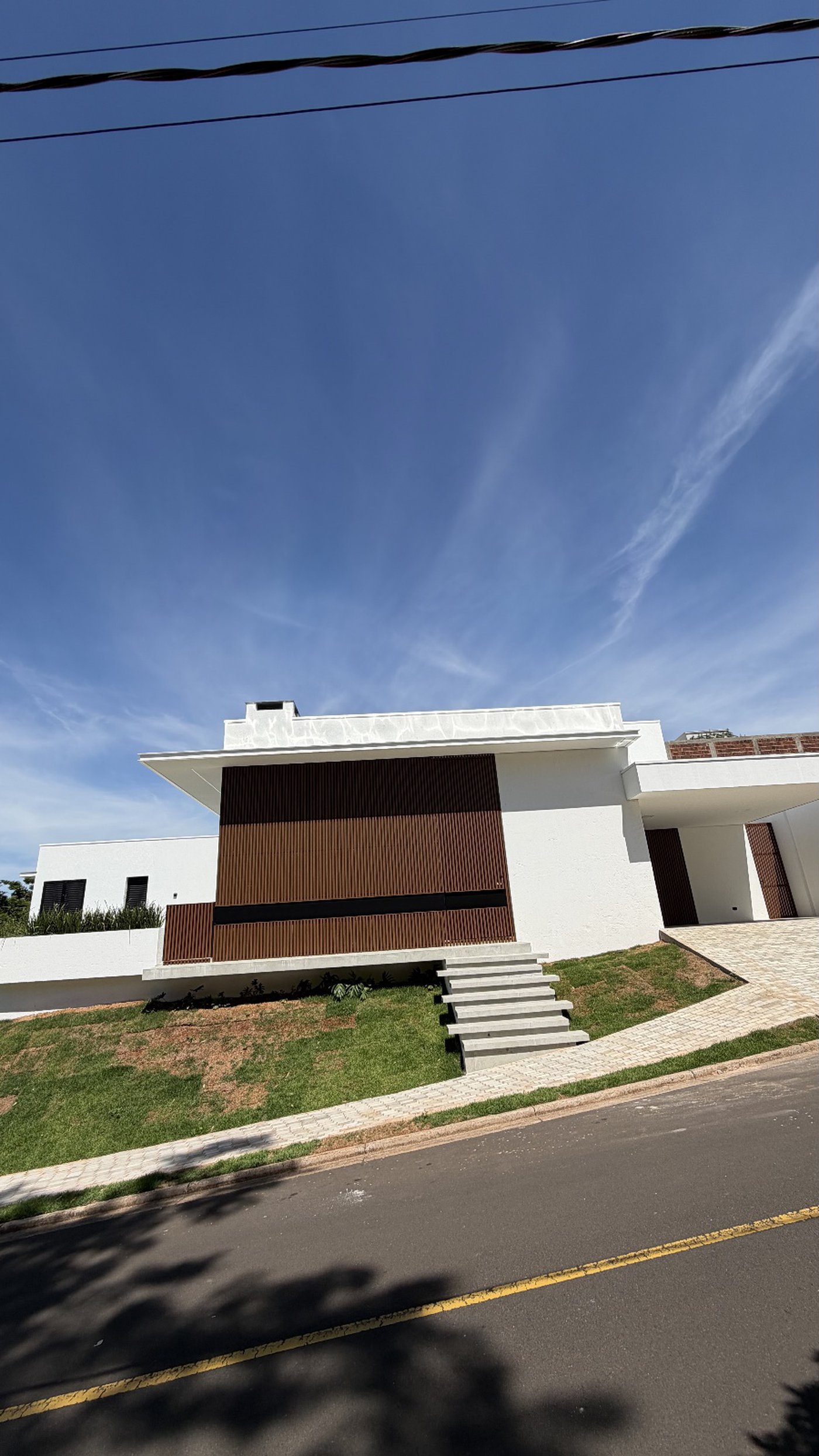 Casa à venda com 4 quartos, sendo 2 suítes, no condomínio Residencial Damha Belvedere, Presidente Prudente - SP