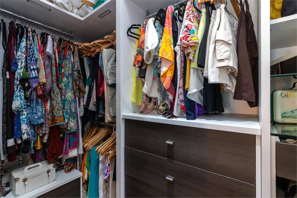 Apartamento à venda com 3 suítes em Jardim São Paulo(zona Norte), São Paulo, SP