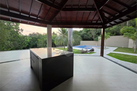 Casa à venda com 4 suítes no condomínio Residencial Jardim Primavera, Louveira - SP
