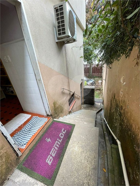 Casa à venda com 3 quartos, sendo 1 suíte, em Vila Mariana, São Paulo, SP