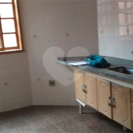 Casa à venda na Vila Carrão, 3 quartos (1 suíte)