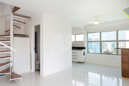 Duplex à venda com 2 quartos, sendo 1 suíte, em Vila Clementino, São Paulo, SP