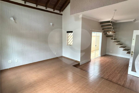 Casa à venda com 4 quartos, sendo 1 suíte, no condomínio Raizes, Paulínia - SP