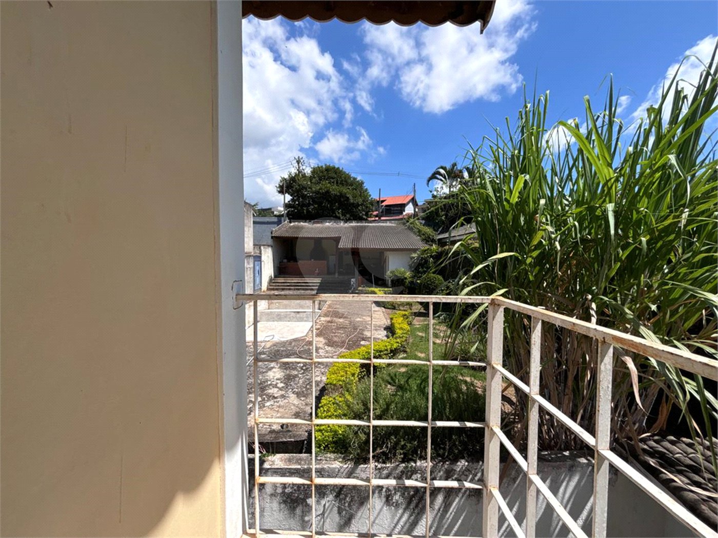 Casa à venda com 5 quartos, sendo 2 suítes,  em Jardim Maristela, Atibaia, SP