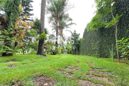 Casa à venda com 4 quartos, sendo 1 suíte,  em Villarejo Sopé da Serra (Vilarejo), Cabreúva, SP
