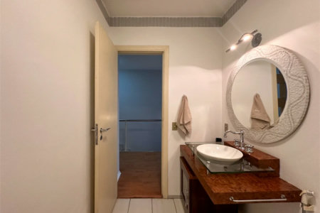 Casa à venda com 3 quartos, sendo 1 suíte, no condomínio Barão do Triunfo, São Paulo - SP