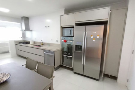 Apartamento Residencial para locação, Boqueirão, Santos - AP0256.