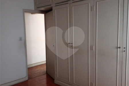 Casa à venda com 3 quartos em Vila Romana, São Paulo, SP
