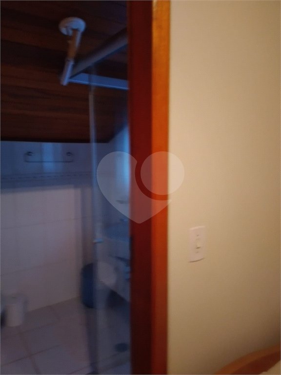 Casa à venda com 4 quartos, sendo 3 suítes, no condomínio Da Serra, São Paulo - SP