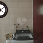 Sobrado à venda com 4 quartos, sendo 1 suíte, em Tremembé, São Paulo, SP