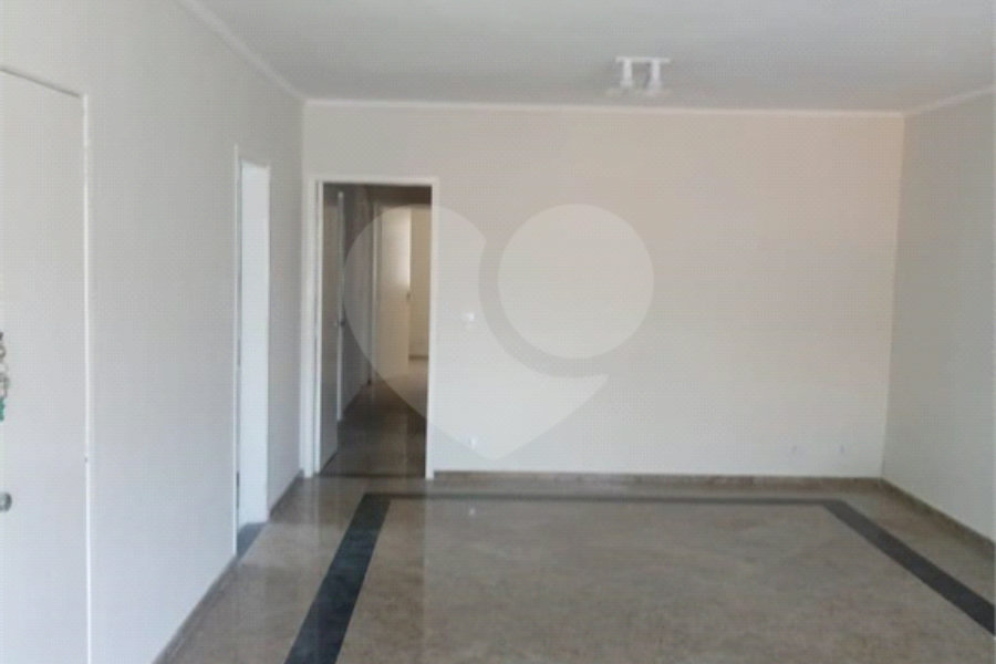 Casa à venda com 3 quartos, sendo 1 suíte, em Tremembé, São Paulo, SP