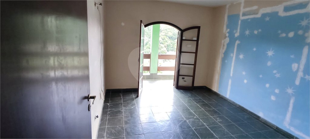 Casa à venda com 4 quartos, sendo 1 suíte, em Serra da Cantareira, Mairiporã, SP