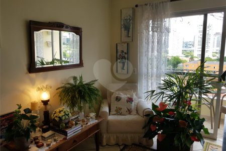 Apartamento à venda com 2 quartos, sendo 1 suíte, em Chácara Santo Antônio, São Paulo, SP