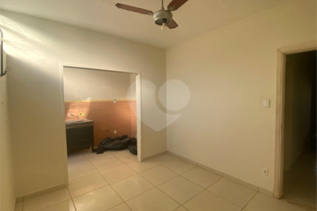 Casa à venda com 3 quartos, sendo 1 suíte, no Centro, Araraquara, SP