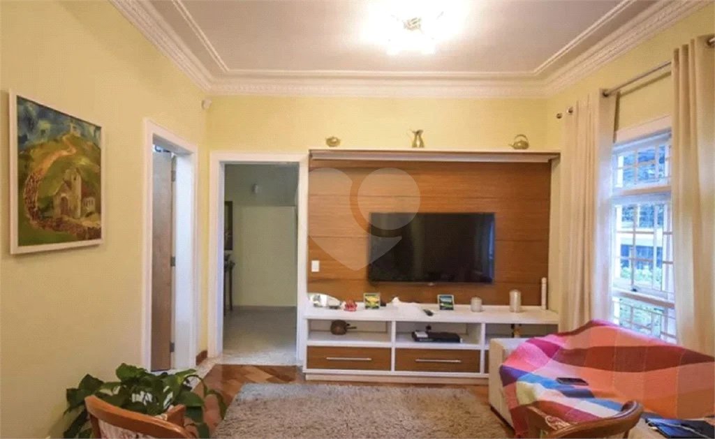 Casa à venda com 5 suítes em Jardim Londrina, São Paulo, SP