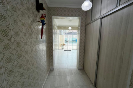 Sobrado com 3 dormitórios à venda, 152 m² por R$ 1.700.000,00 - Embaré - Santos/SP