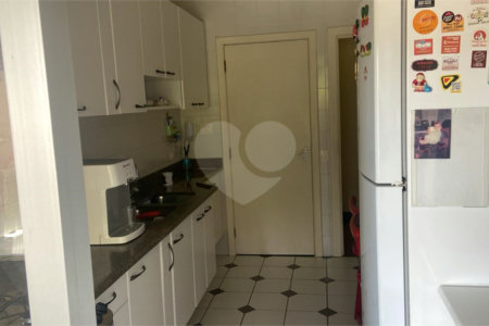Apartamento à venda com 3 quartos, sendo 1 suíte, em Jardim Marajoara, São Paulo, SP