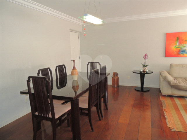Apartamento à venda com 3 quartos, sendo 1 suíte,  em Santo Amaro, São Paulo, SP