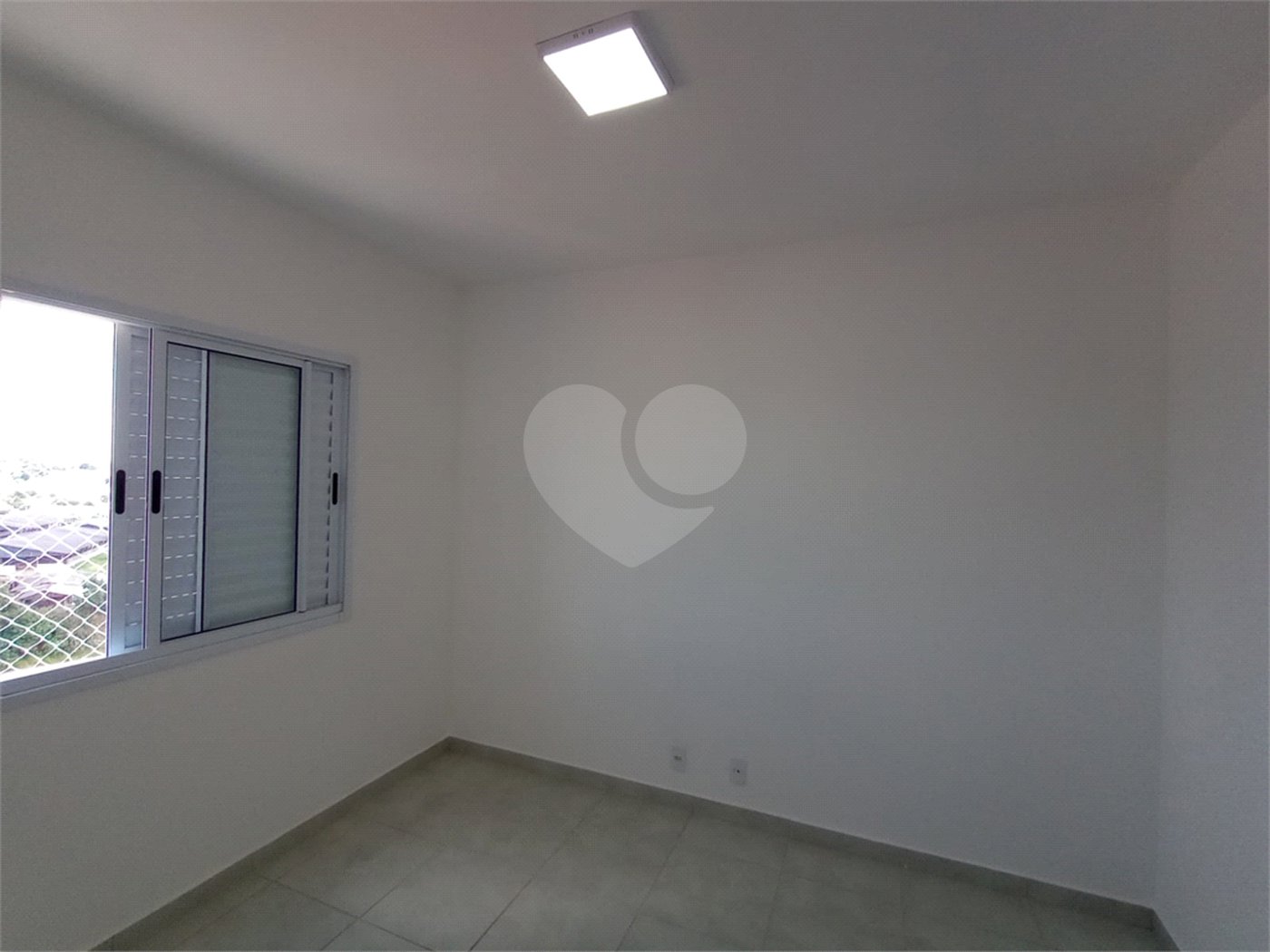 Apartamento à venda com 2 quartos em Vila Asem, Itapetininga, SP